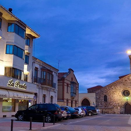 Hotel Restaurante La Peseta Astorga Eksteriør bilde